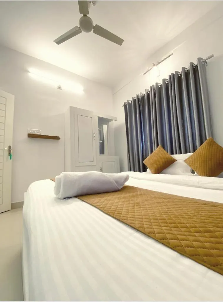 Wayanad Cliff Hotel Kalpetta