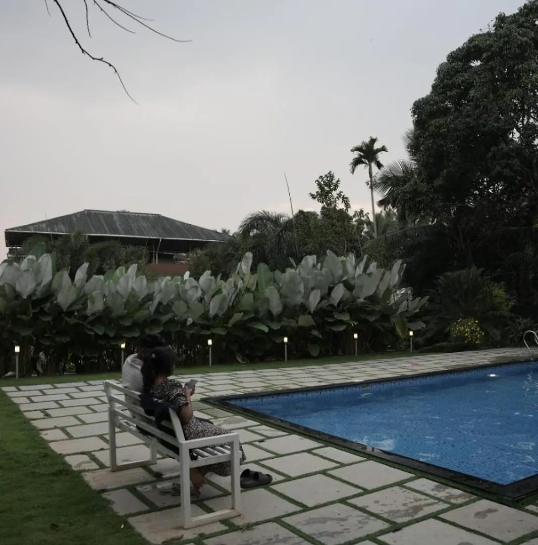 ***  Wayanad Cliff Hotel Kalpetta India